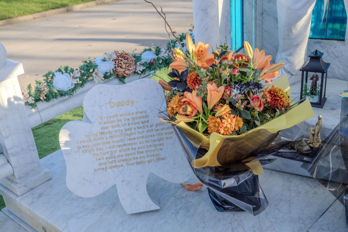 Inscription from Willy Collins’ daughter on the side of the memorial